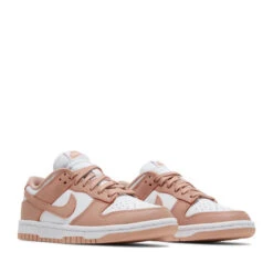 Nike Dunk Low 'Rose Whisper' -Shoe Discounts Store 1650184803652DLX3V8WHW9A6Y1BXWPG6 620x 48035148 d860 41c2 b941 aeba3262d8a4
