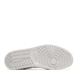 Jordan 1 Mid SE Craft 'Inside Out' -Shoe Discounts Store 1658827623956UKLPYMKKDCM3QD707L12 620x 24e27ab5 b2b5 4a57 96d1 579c9b34bf70