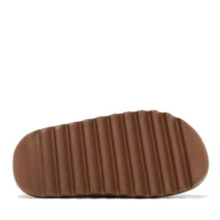 Adidas Yeezy Slide 'Flax' -Shoe Discounts Store 1661923853932806QWKH2PRZ8XB5URAZK 620x f19e7655 b3d2 4a03 a8d7 1501f893c83b